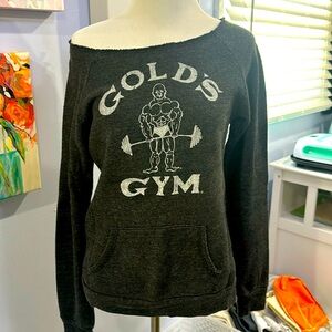 Golds Gym off the shoulder sweatshirt 💪🏽
